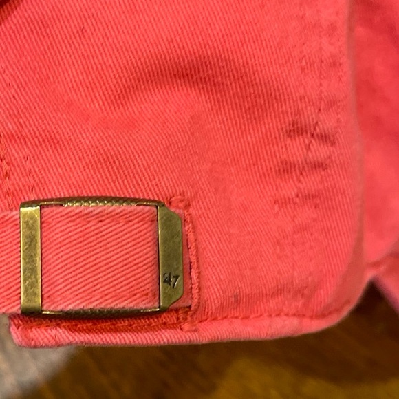 Chicago Cubs Baseball CAP in pink. Adjustable. ‘47 brand. - Picture 6 of 6